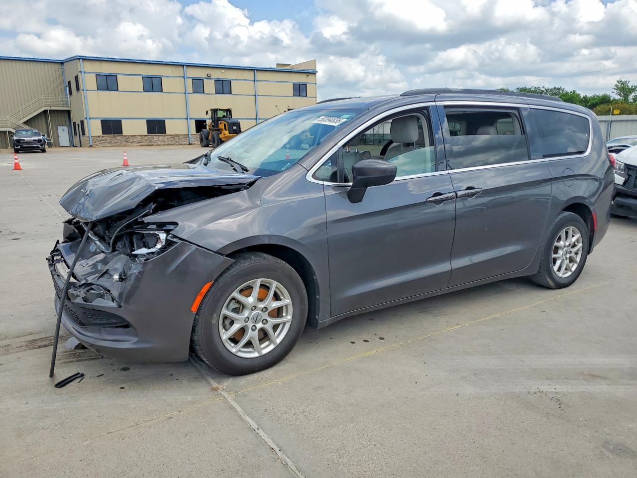 2021 Chrysler Voyager