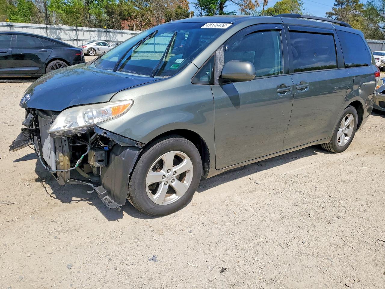 2014 Toyota Sienna