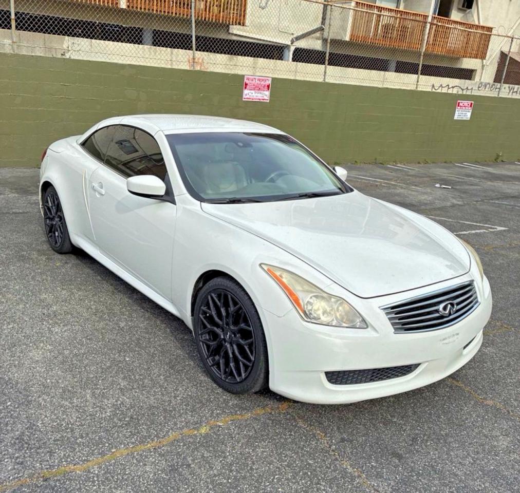 2009 Infiniti G37