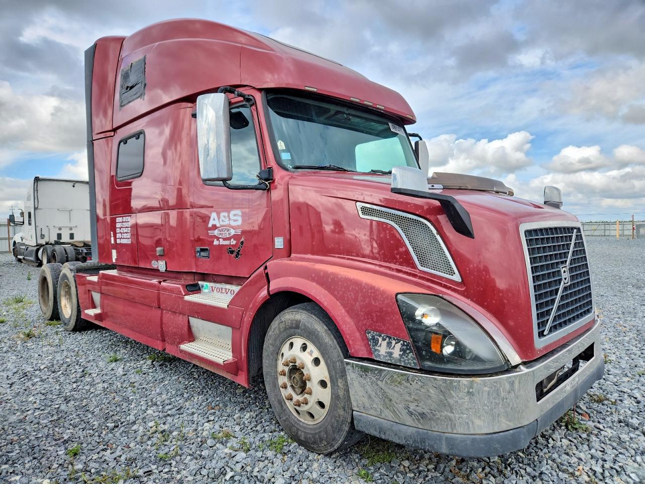 2015 Volv Vn