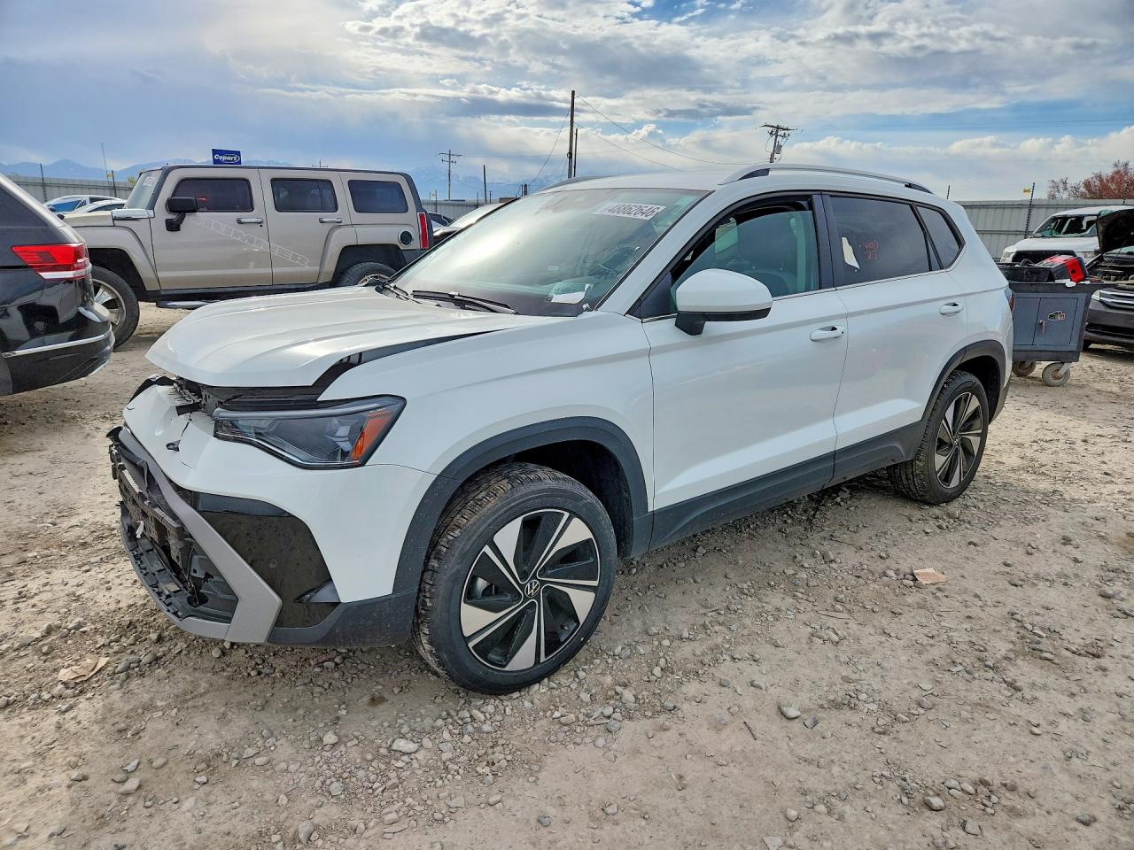 2025 Volkswagen Taos