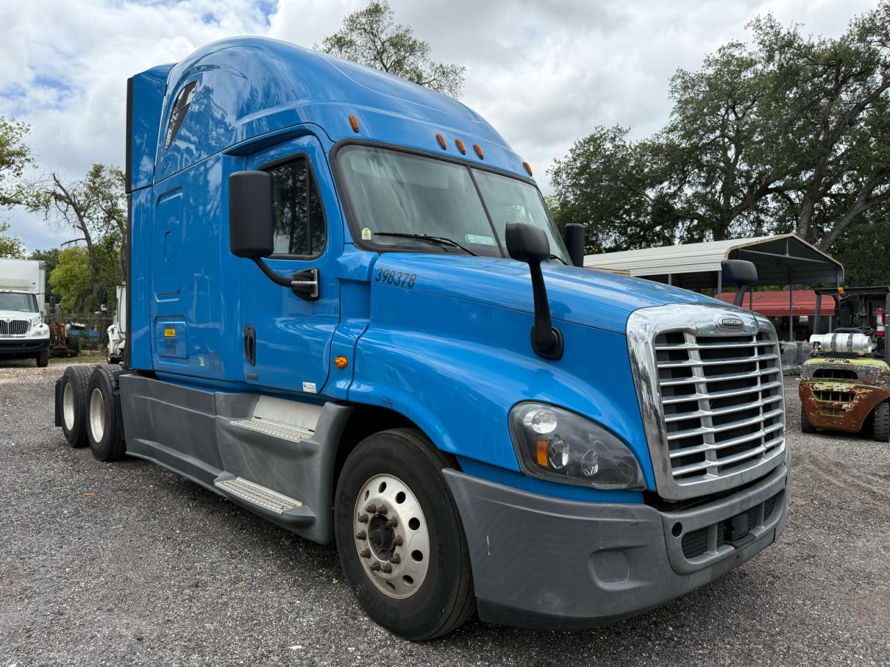 2017 Freightliner Cascadia 125