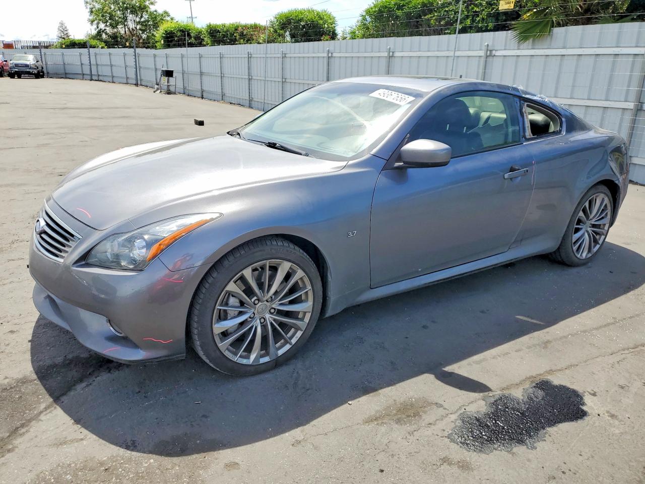 2015 Infiniti Q60