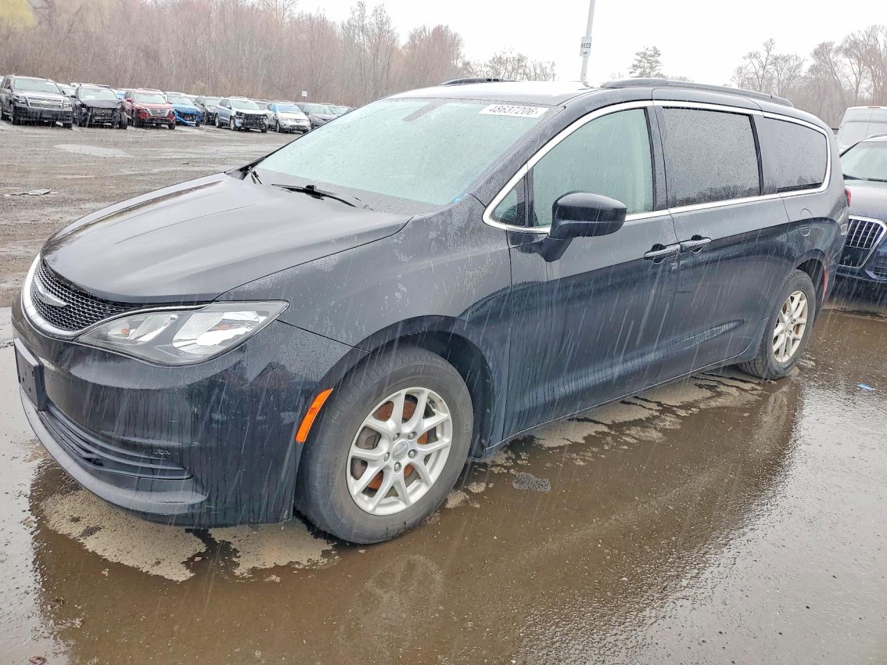 2020 Chrysler Voyager