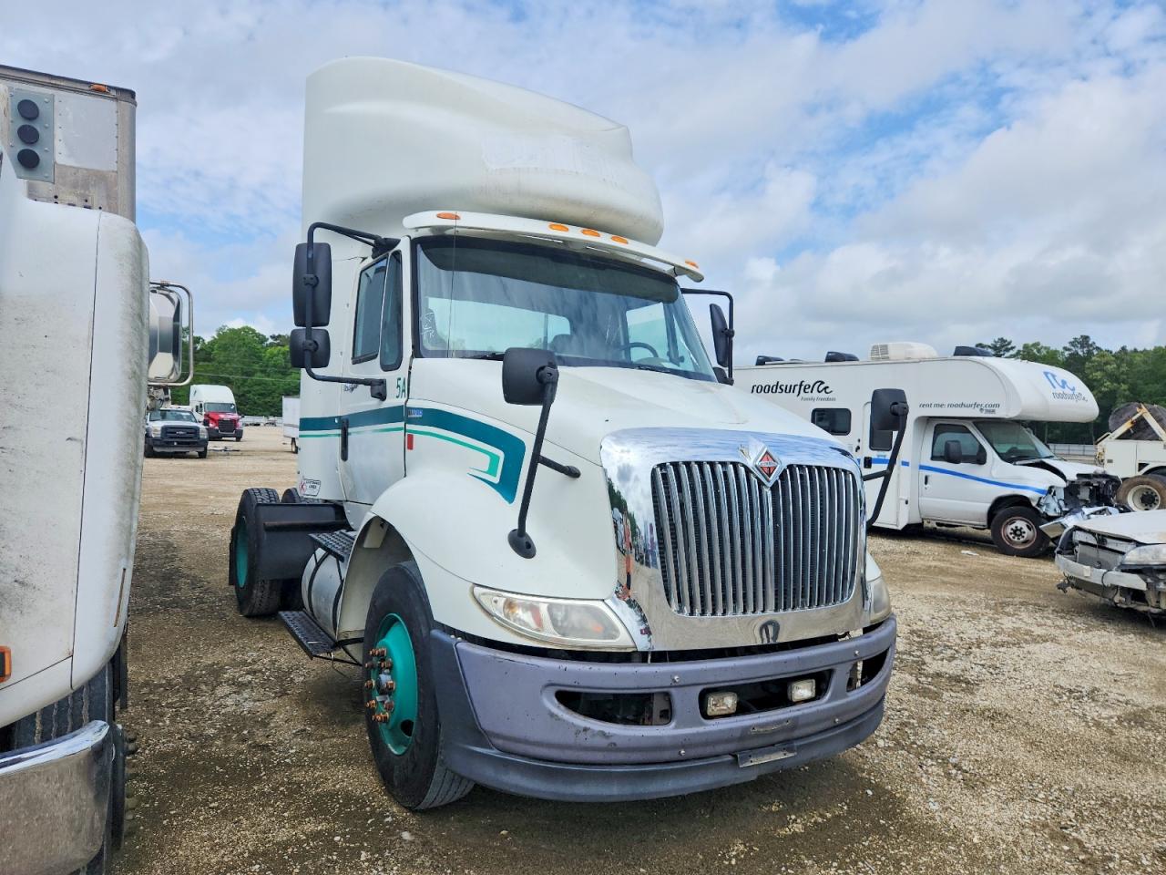 2011 International 8000-Series