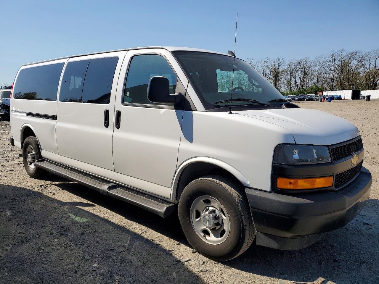 2023 Chevrolet Express 3500