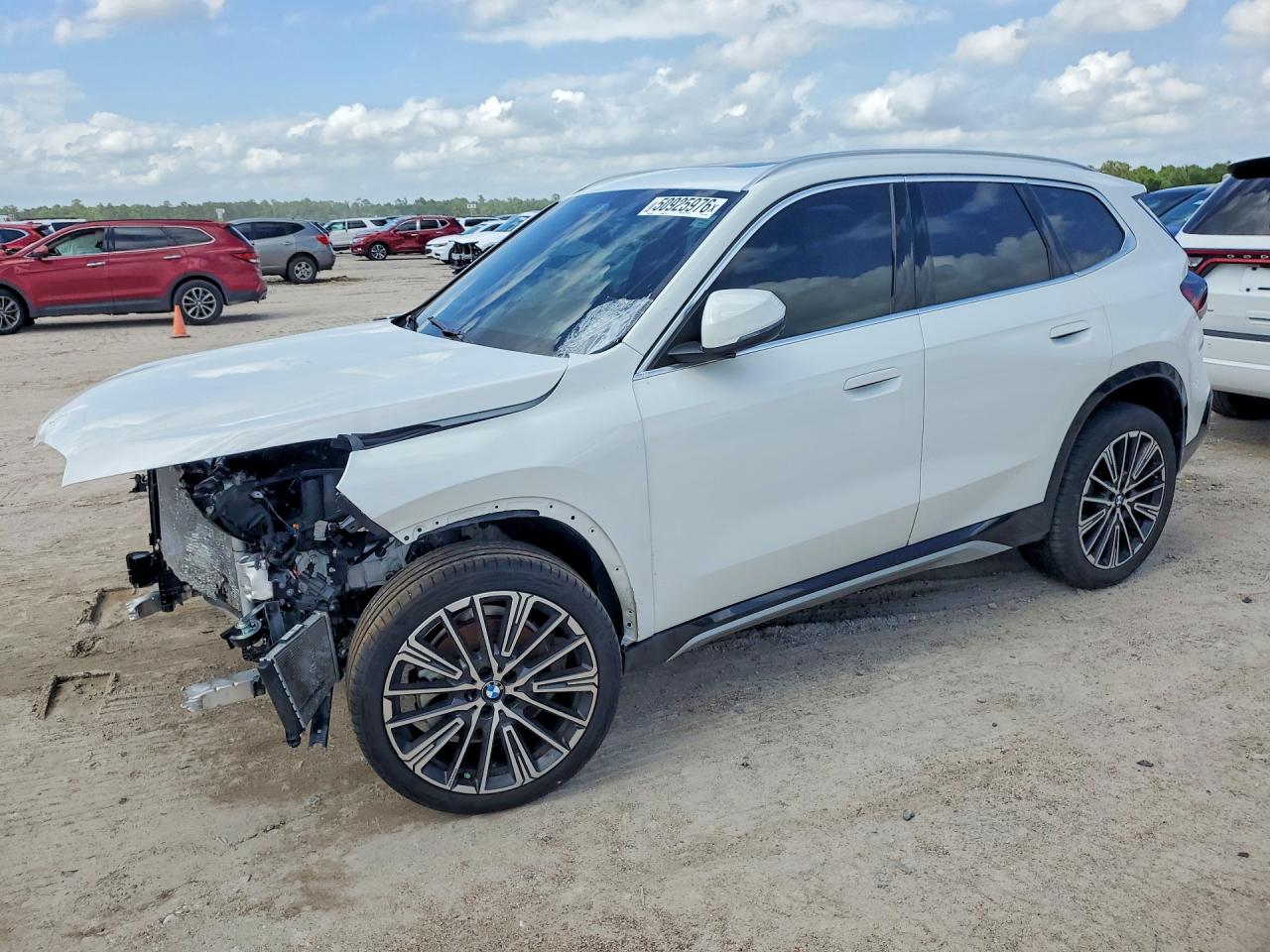 2025 BMW X1