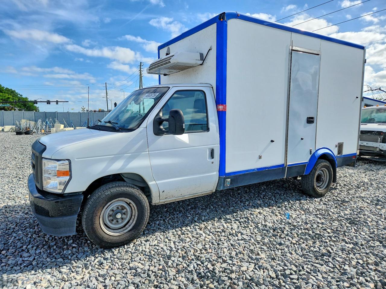 2024 Ford E-350