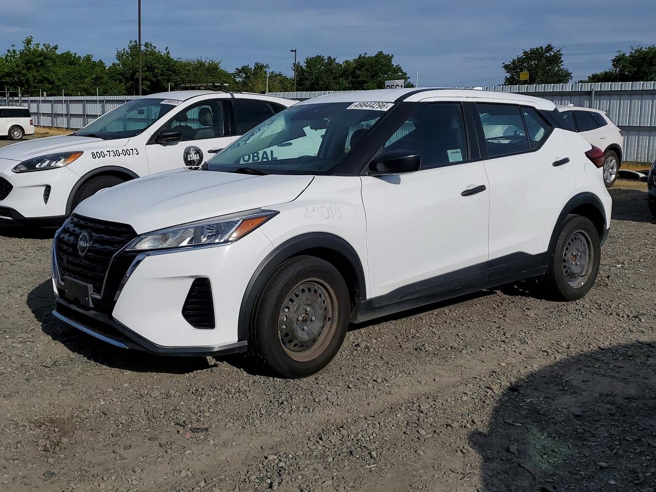 2023 Nissan Kicks
