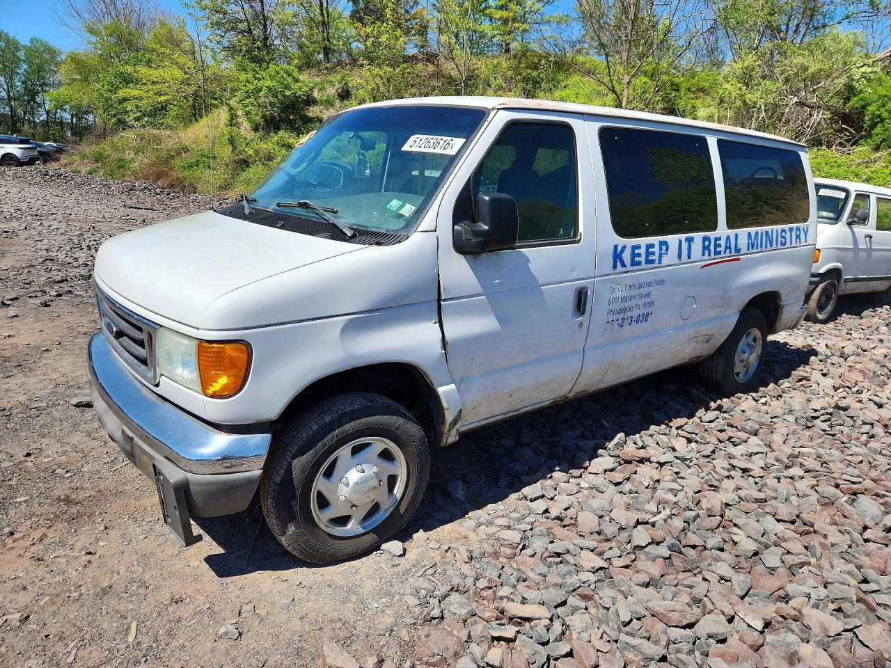 2004 Ford Econoline E350