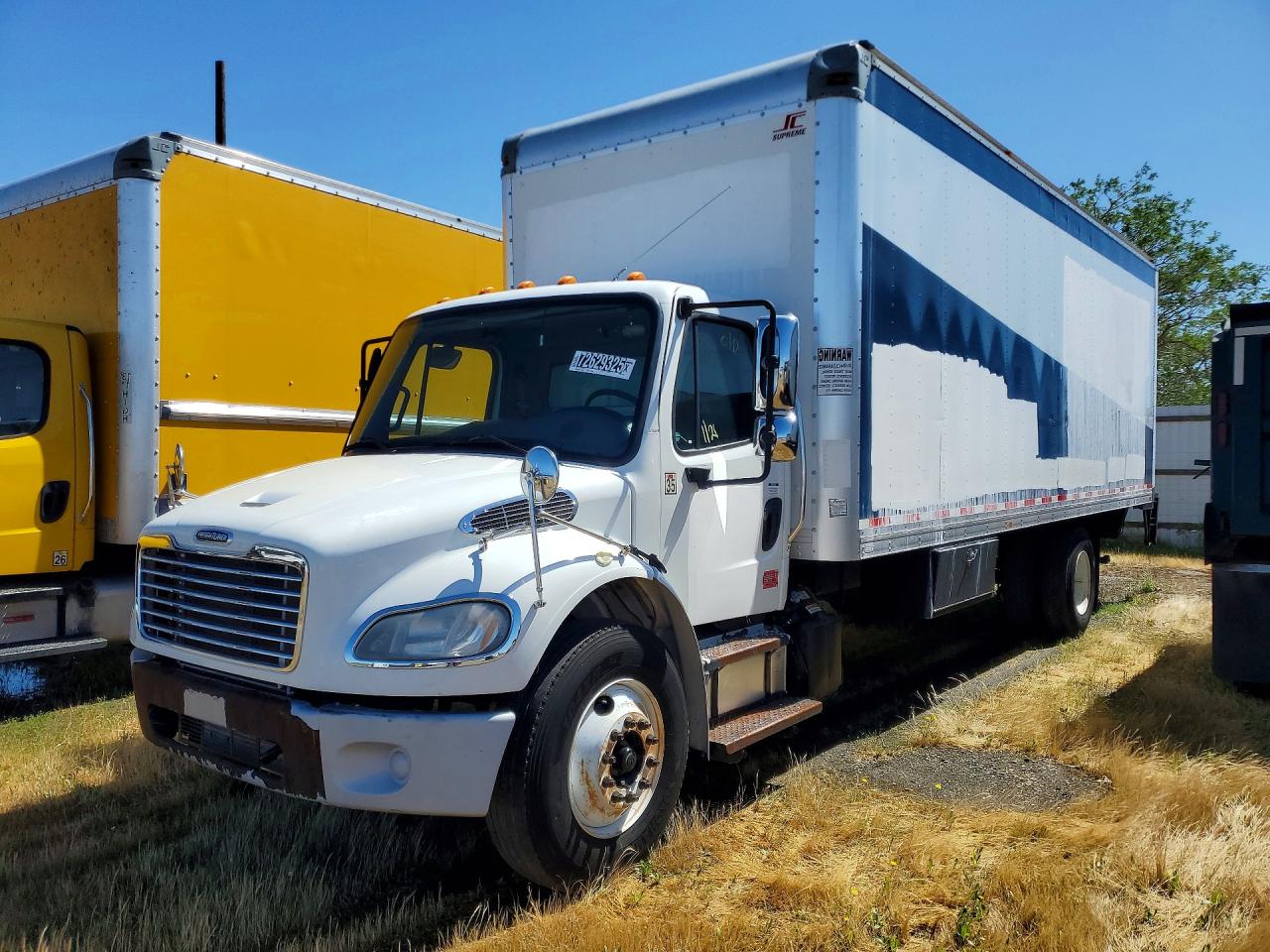 2014 Freightliner M2