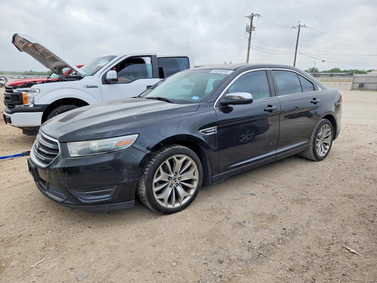 2013 Ford Taurus