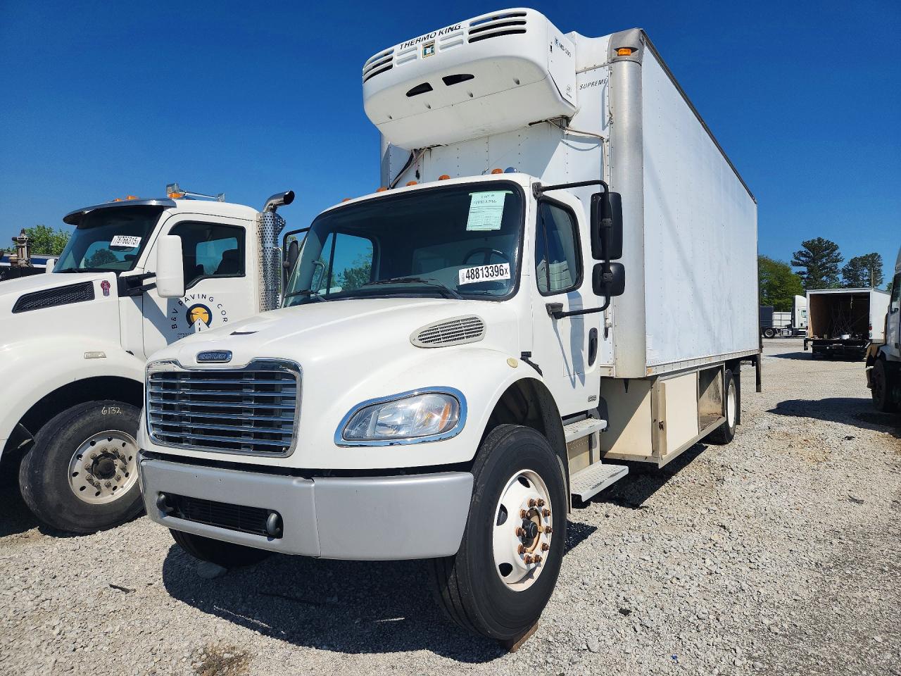 2004 Freightliner M2