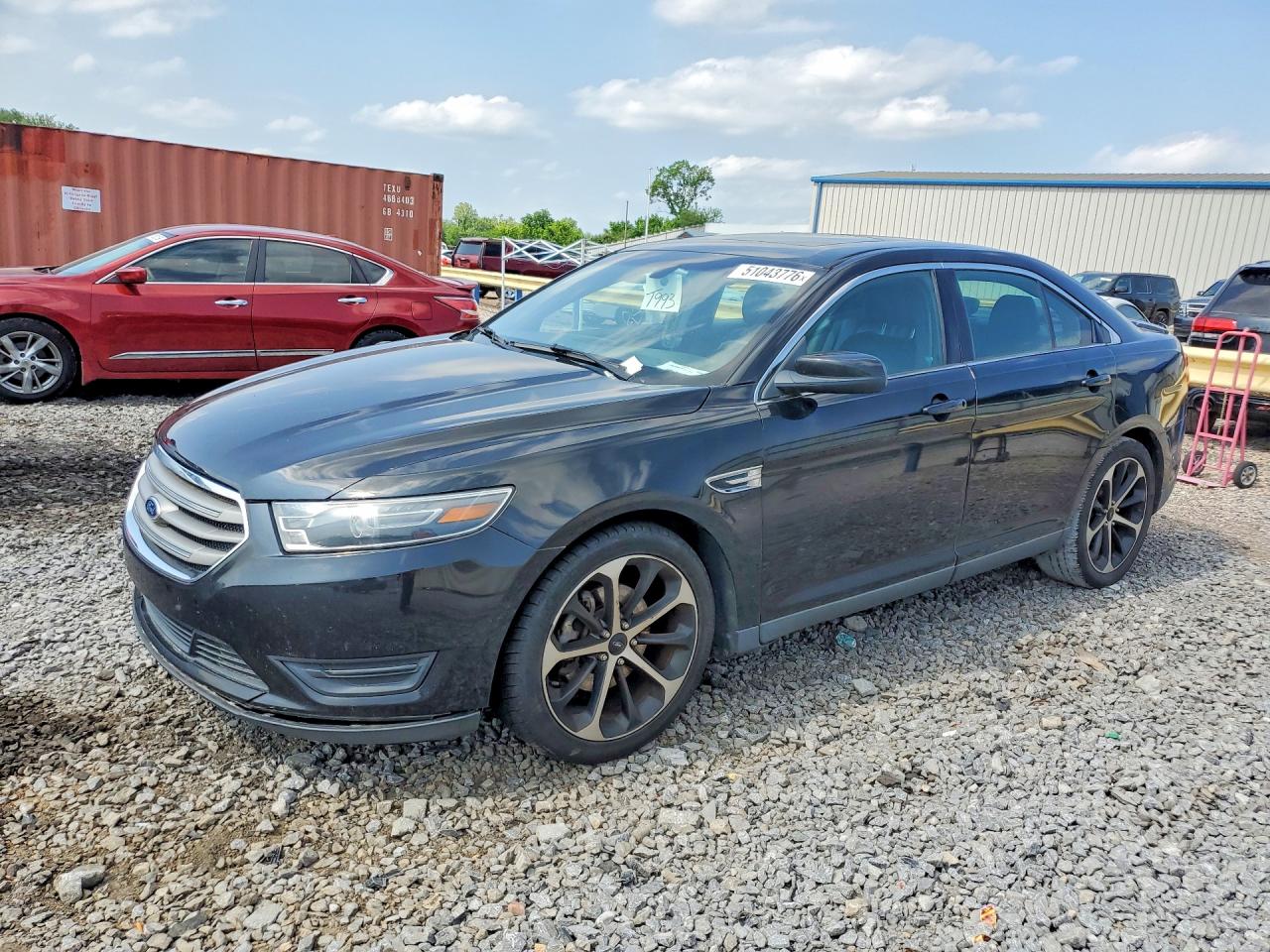 2015 Ford Taurus