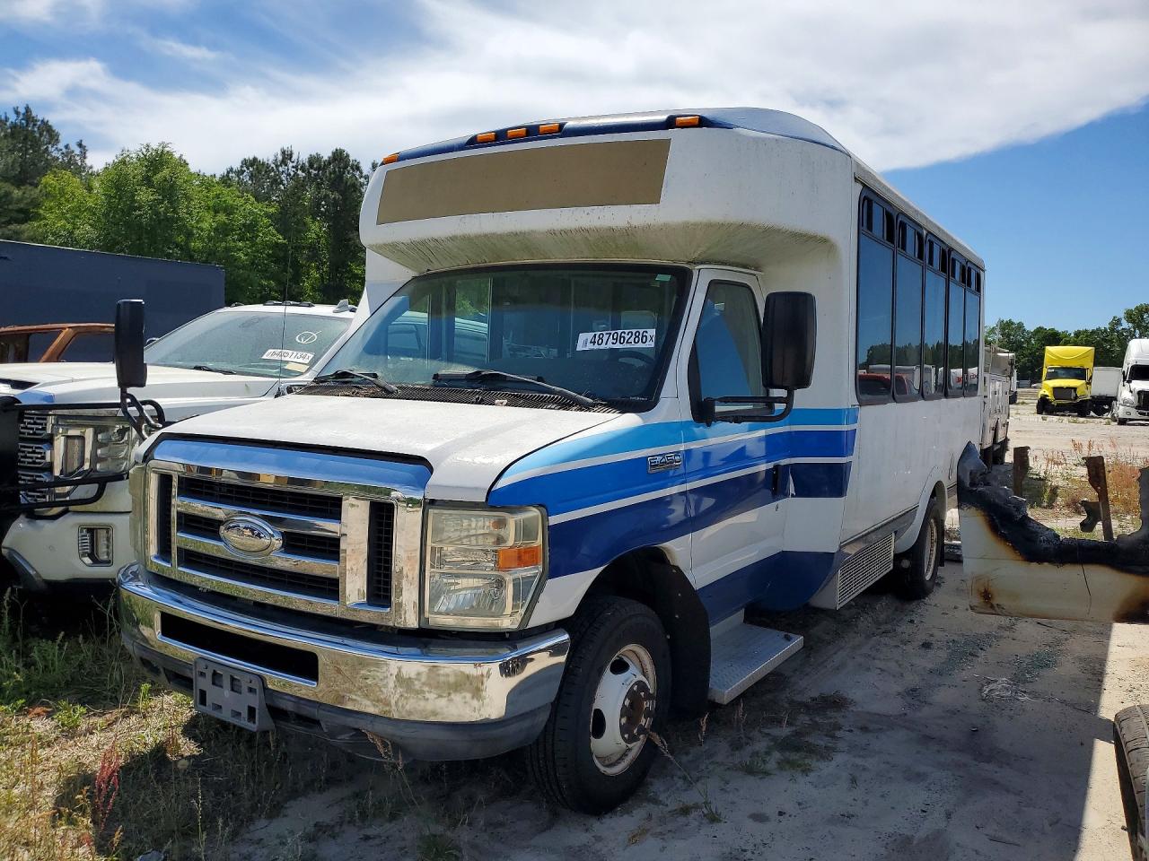 2015 Ford Econoline