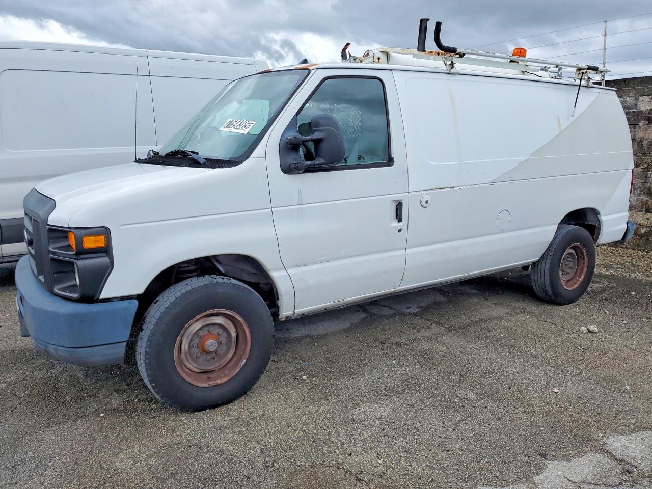 2009 Ford E-350