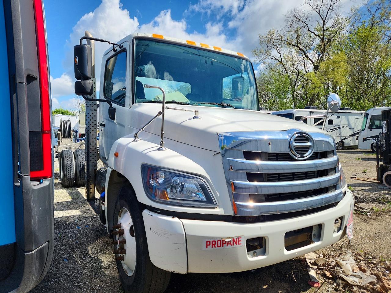 Hino 338