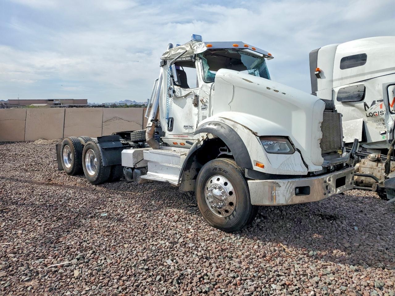 2020 International Hx615