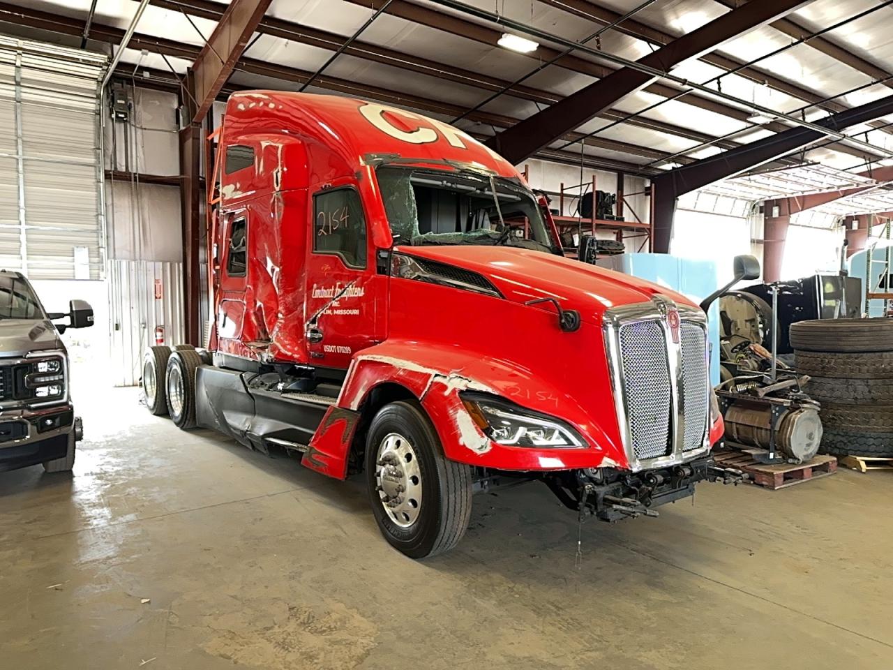 2023 Kenworth T680
