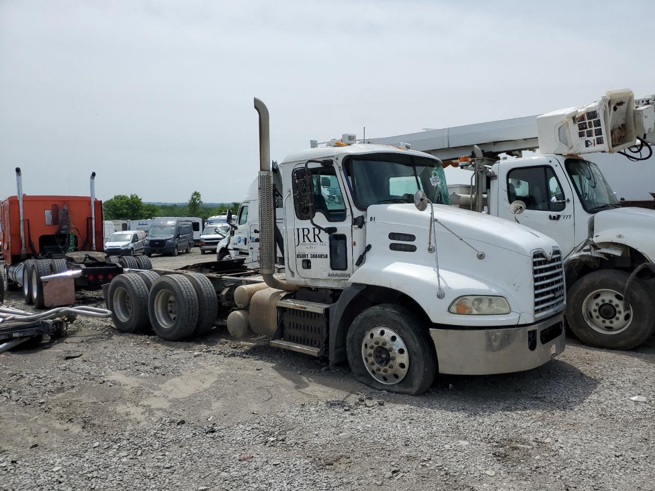 2012 Mack Cxu613