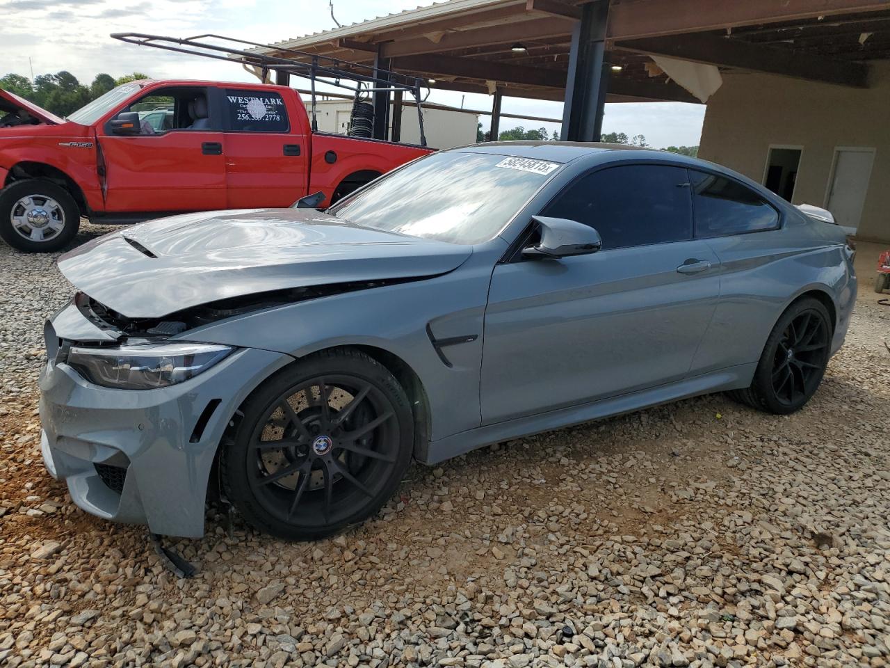 BMW M4 cs