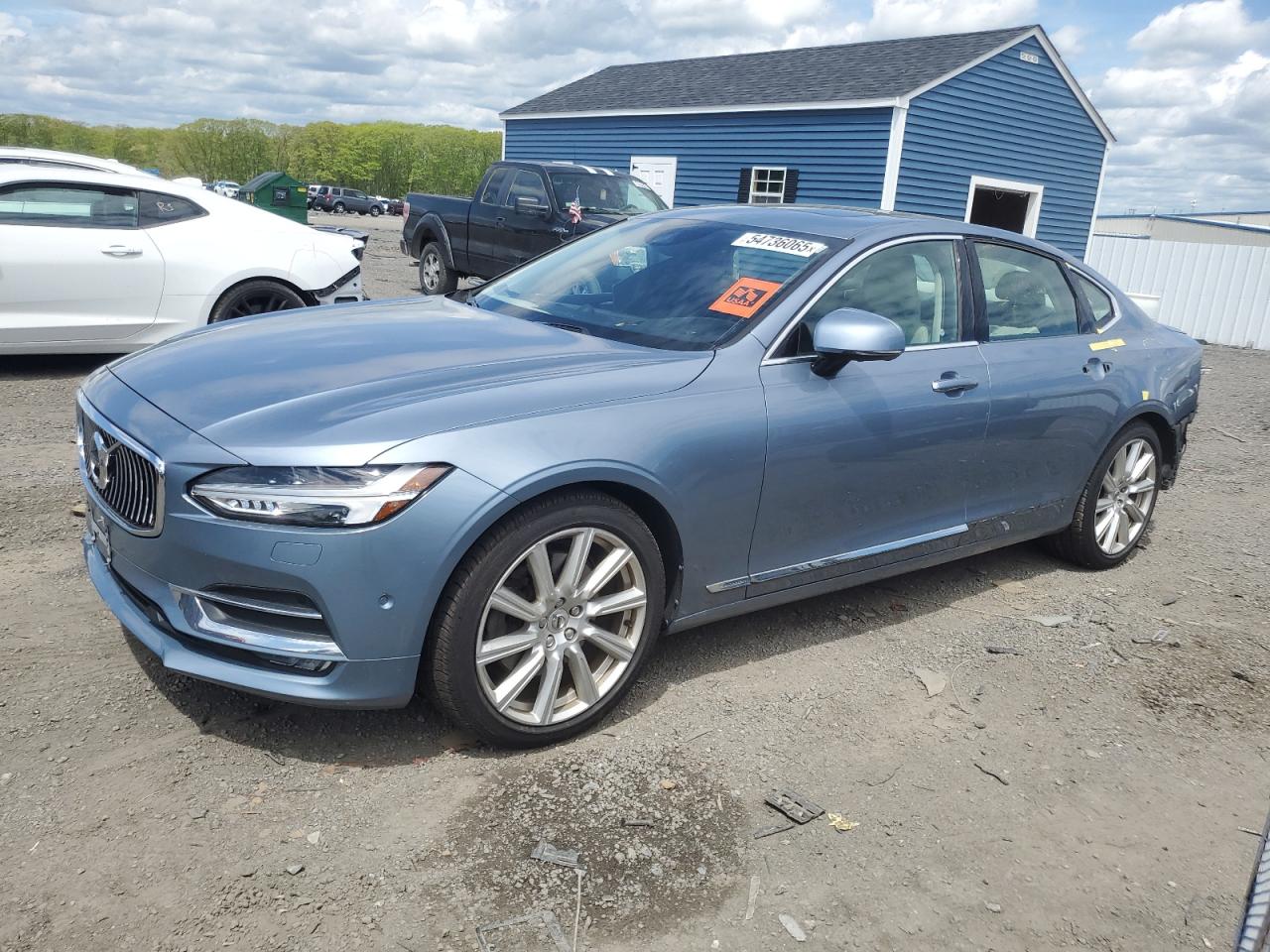 2017 Volvo S90