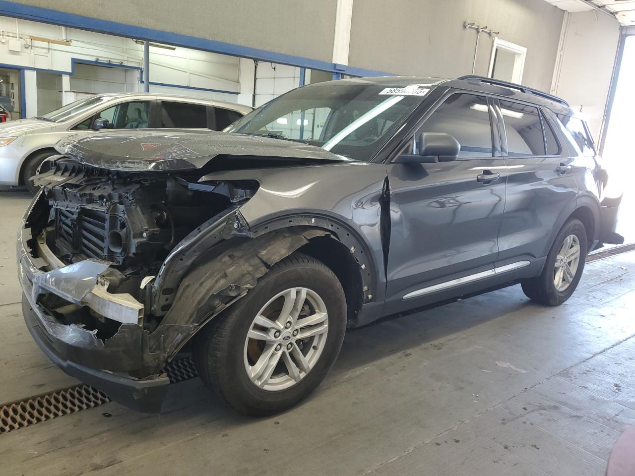 2020 Ford Explorer x XLT