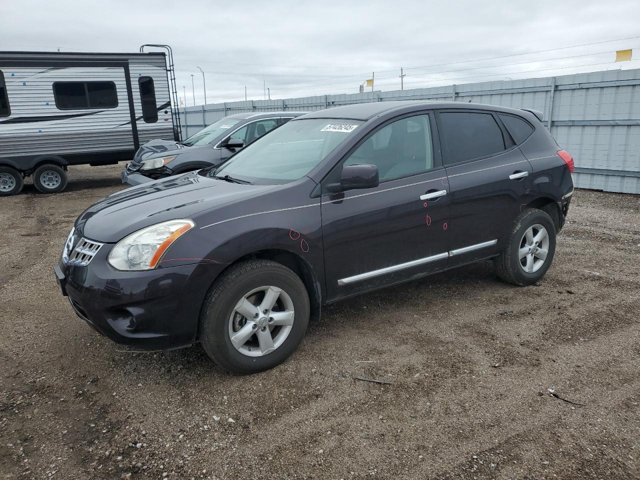 2013 Nissan Rogue s S