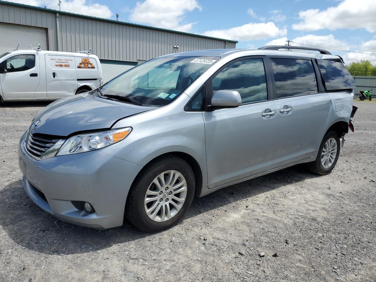 2016 Toyota Sienna xle XLE