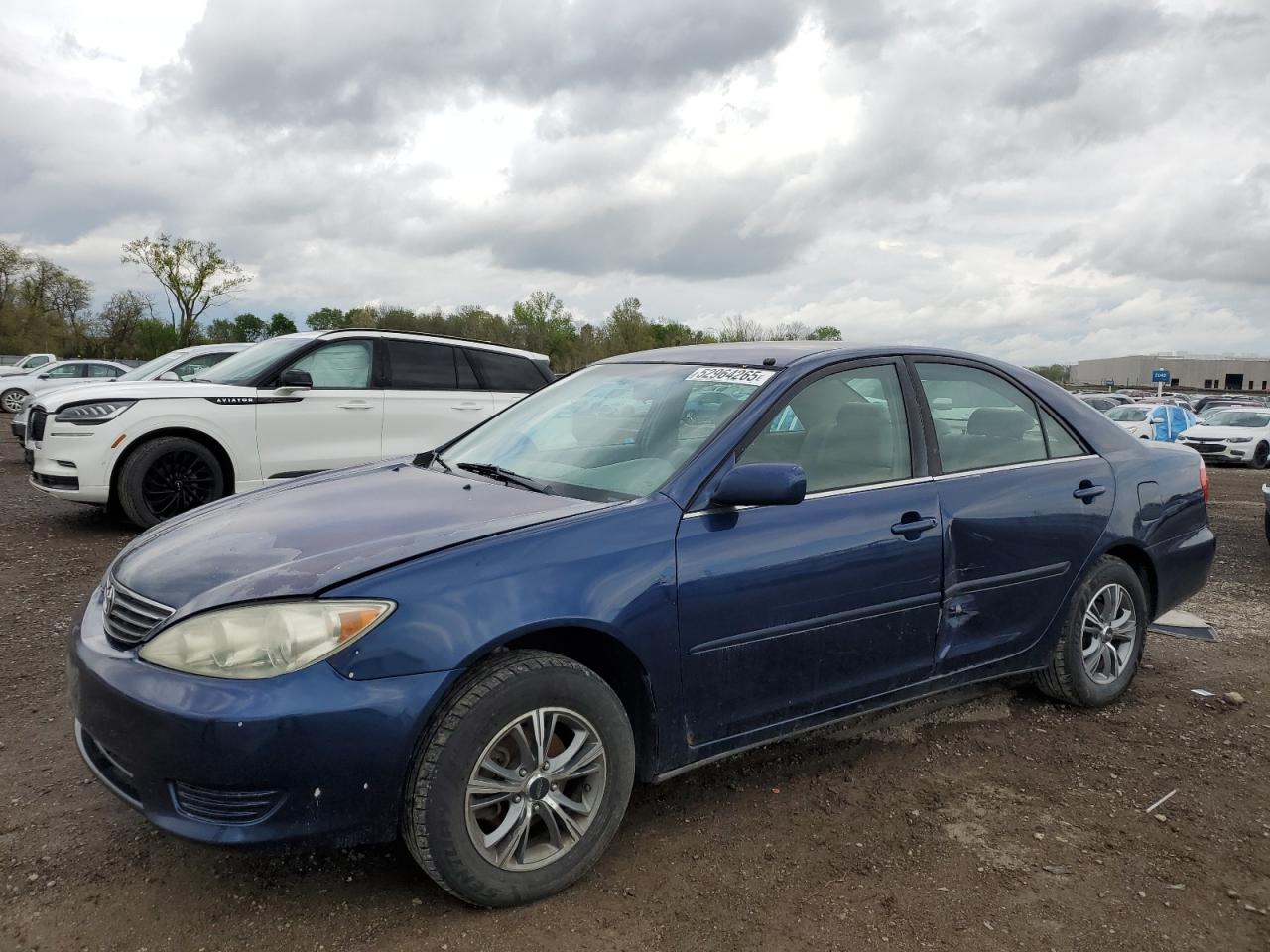 2005 Toyota Camry le LE