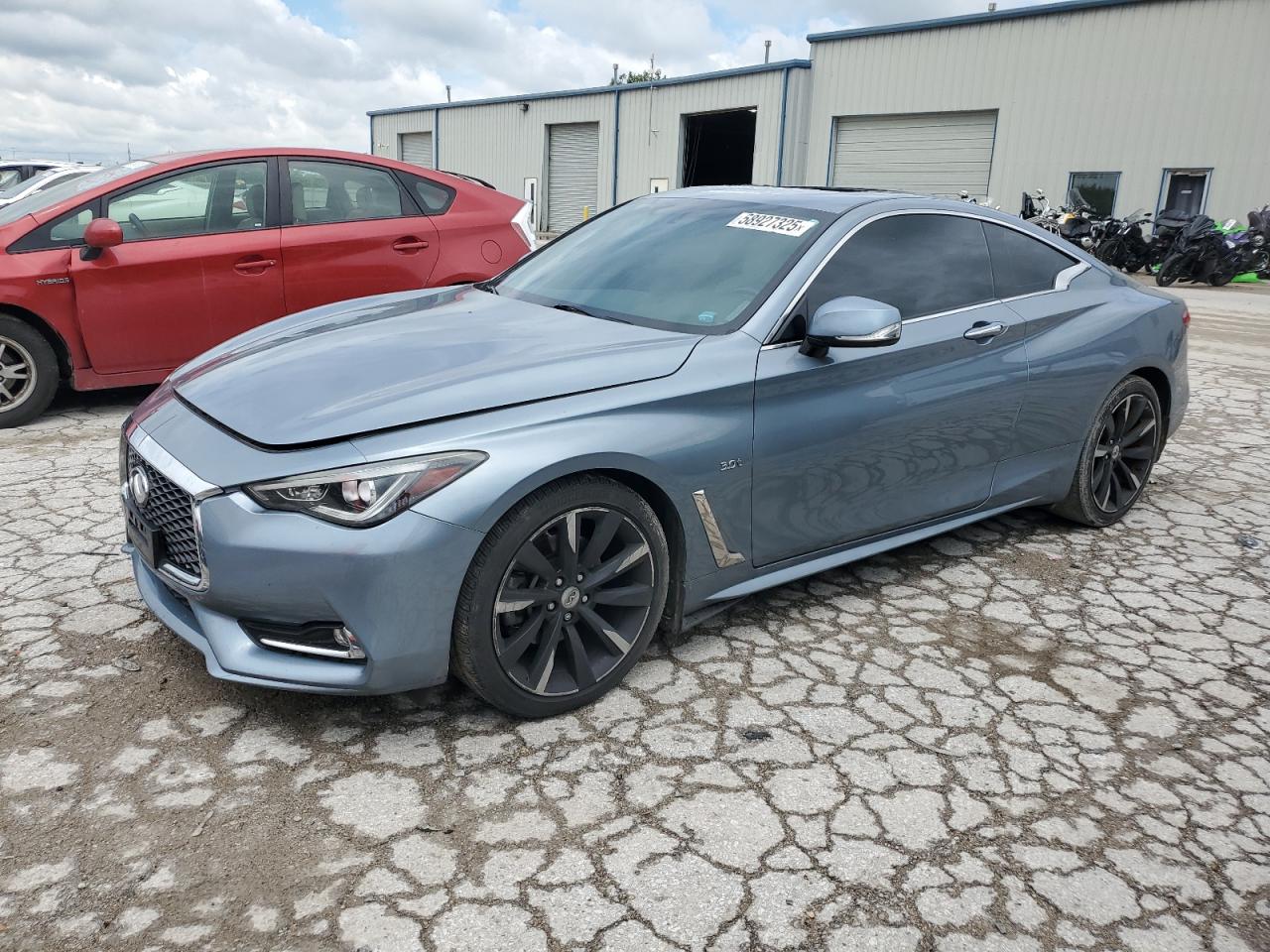 2017 Infiniti Q60 premiu