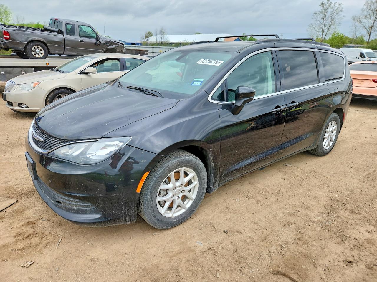 2020 Chrysler Voyager
