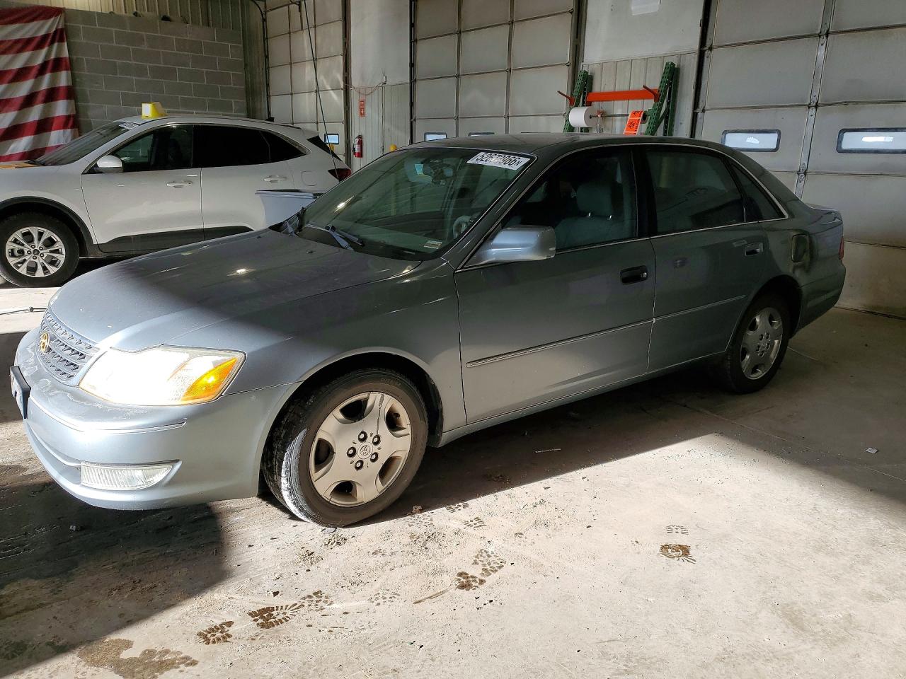 2003 Toyota Avalon