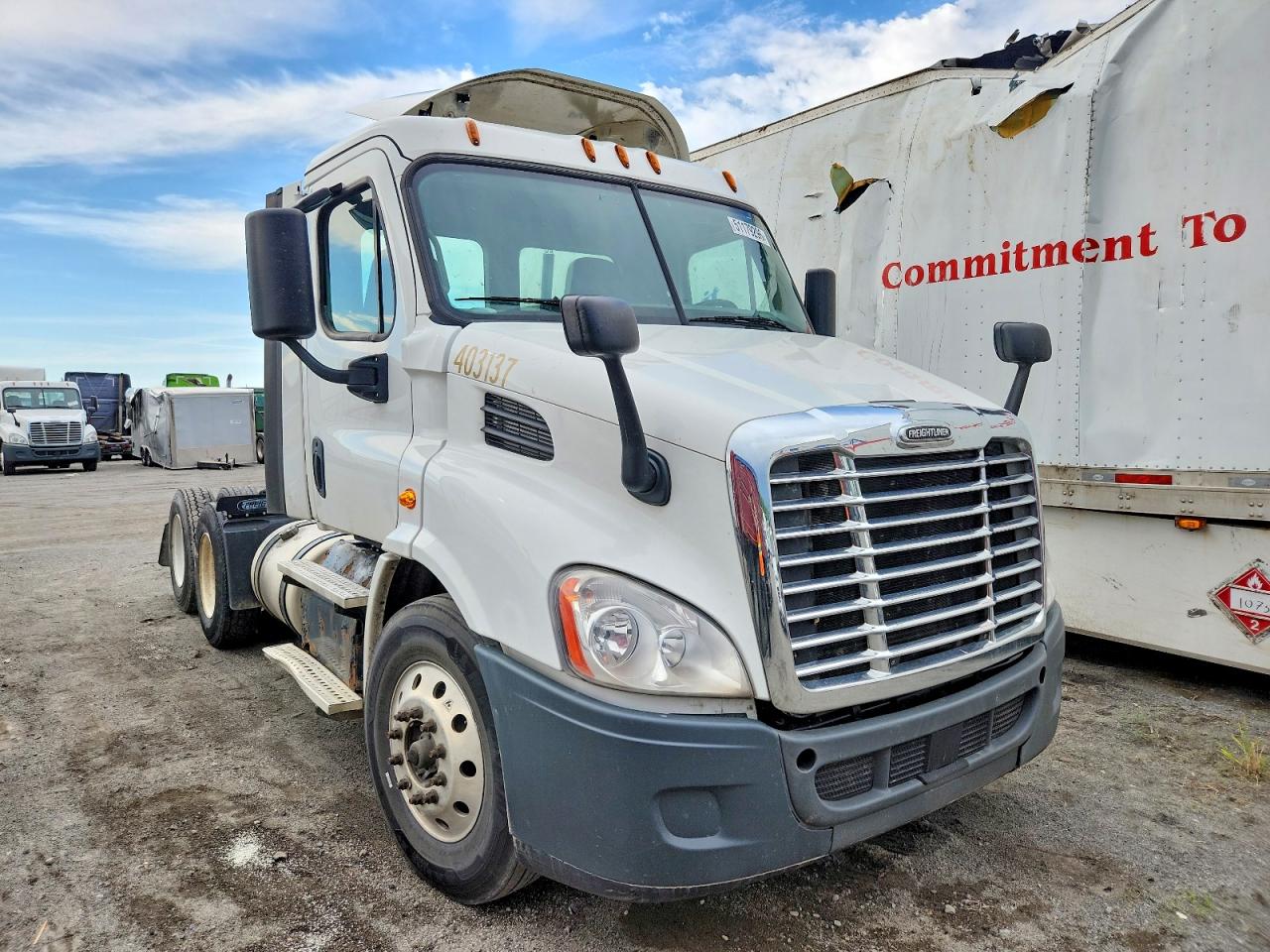 2019 Freightliner Cascadia 113