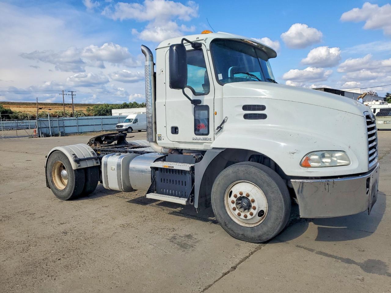 2014 Mack Cxu612
