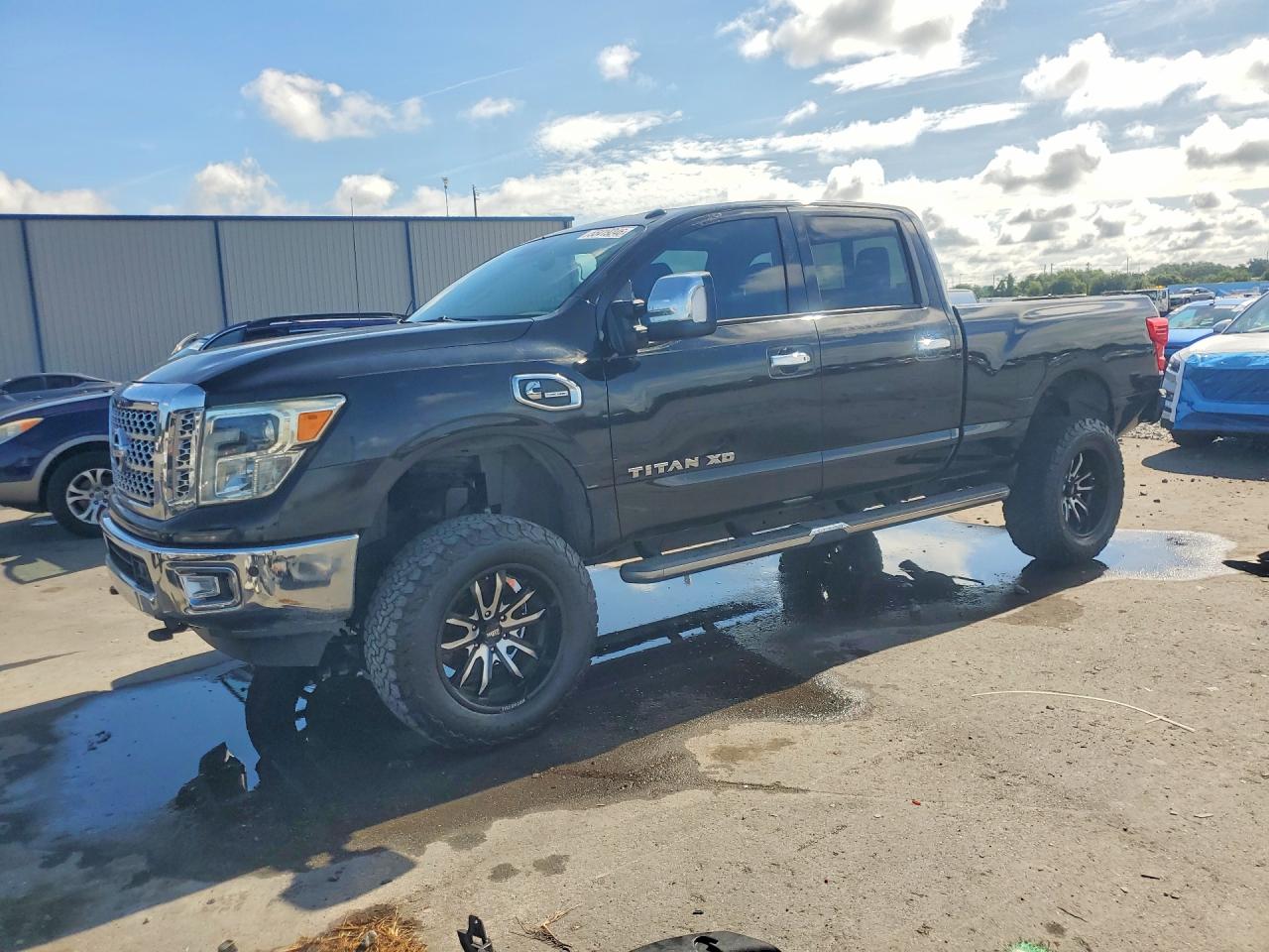 2017 Nissan Titan
