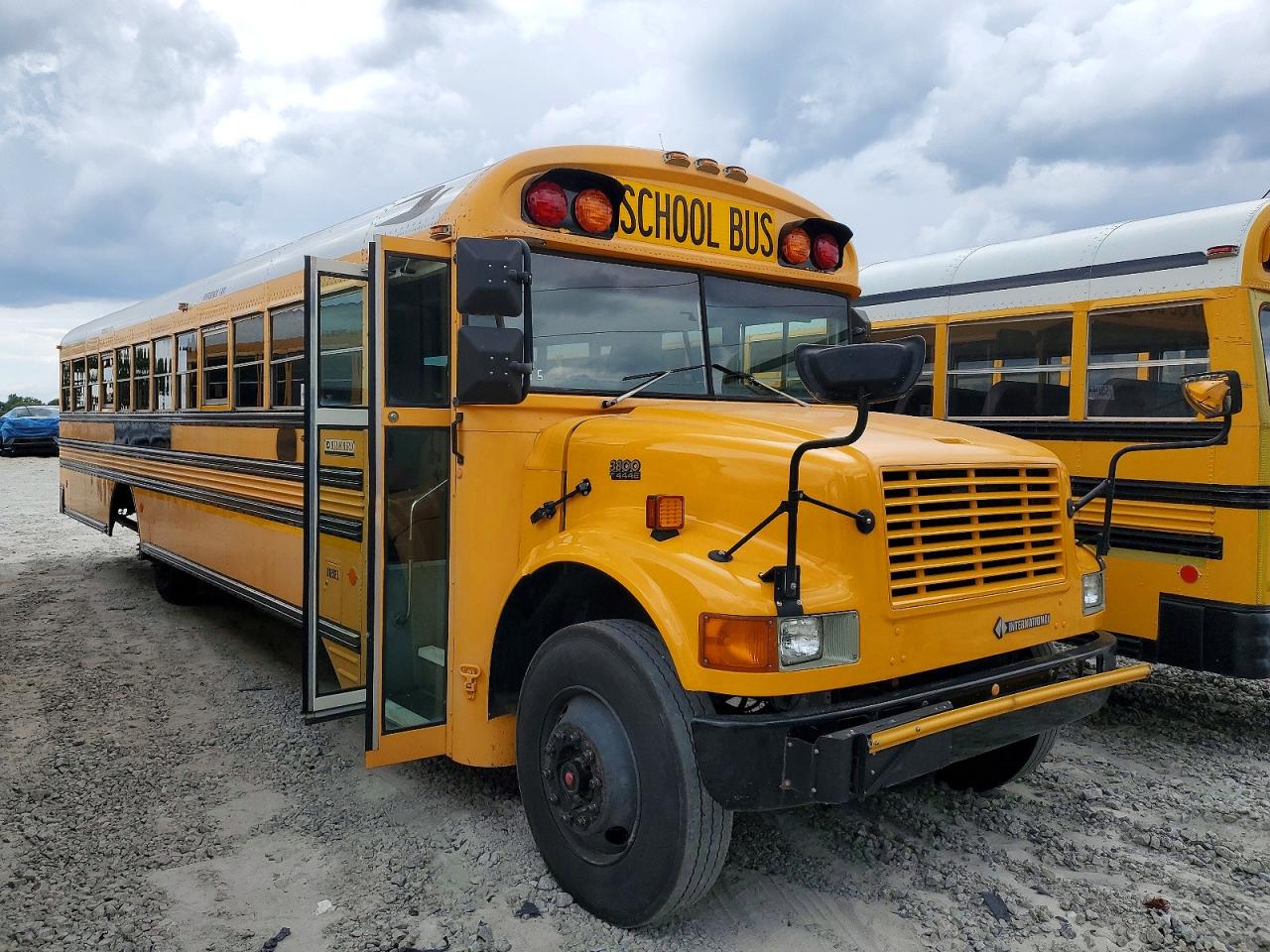 1997 International 3000 3800