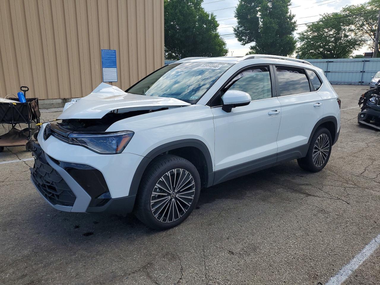 2025 Volkswagen Taos