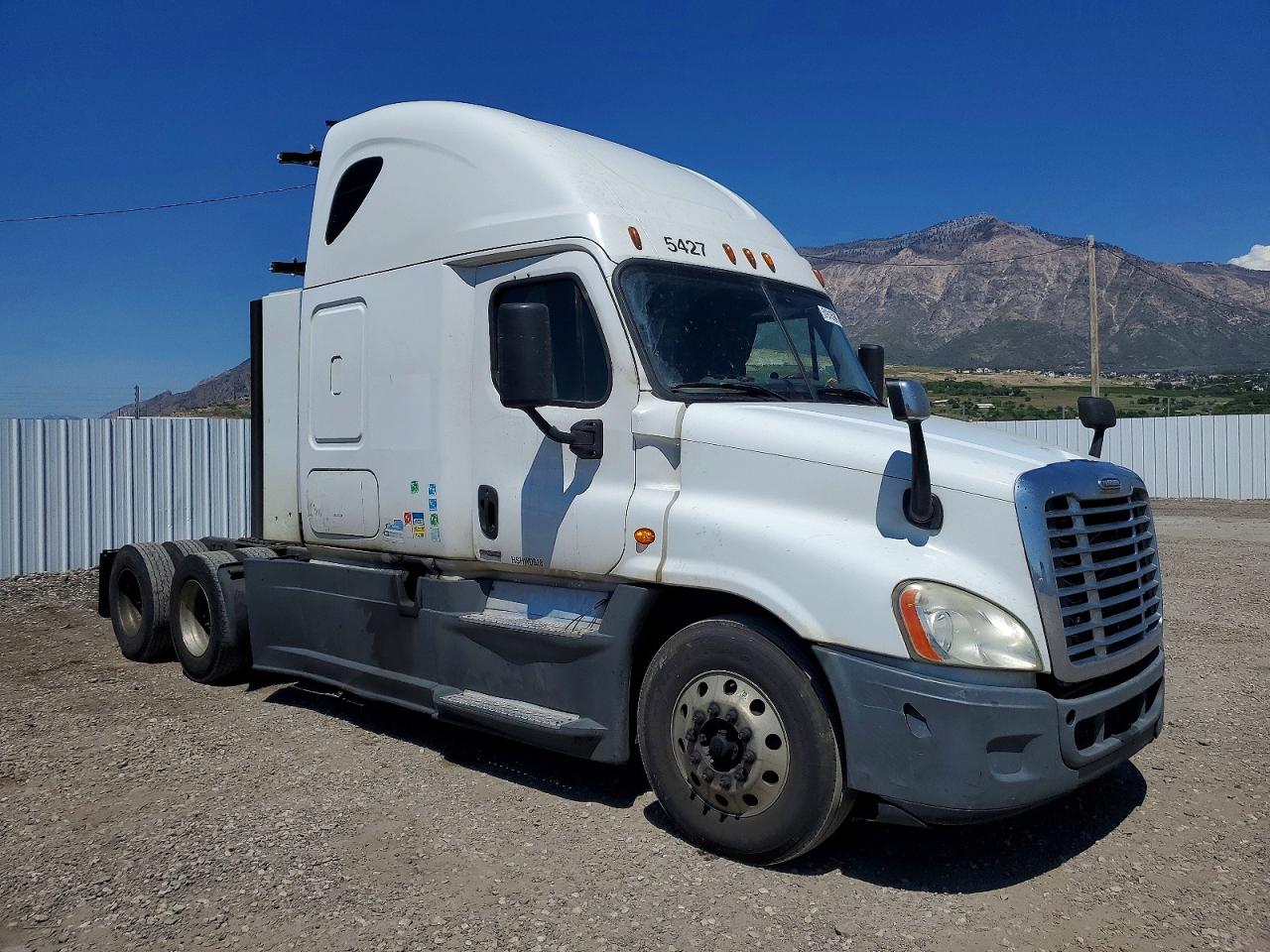 2017 Freightliner Cascadia 125
