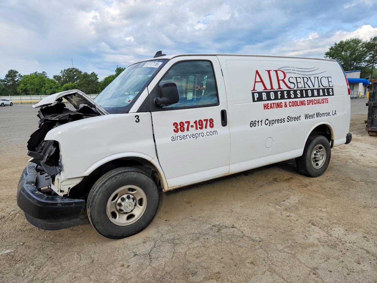 2023 Chevrolet Express 2500