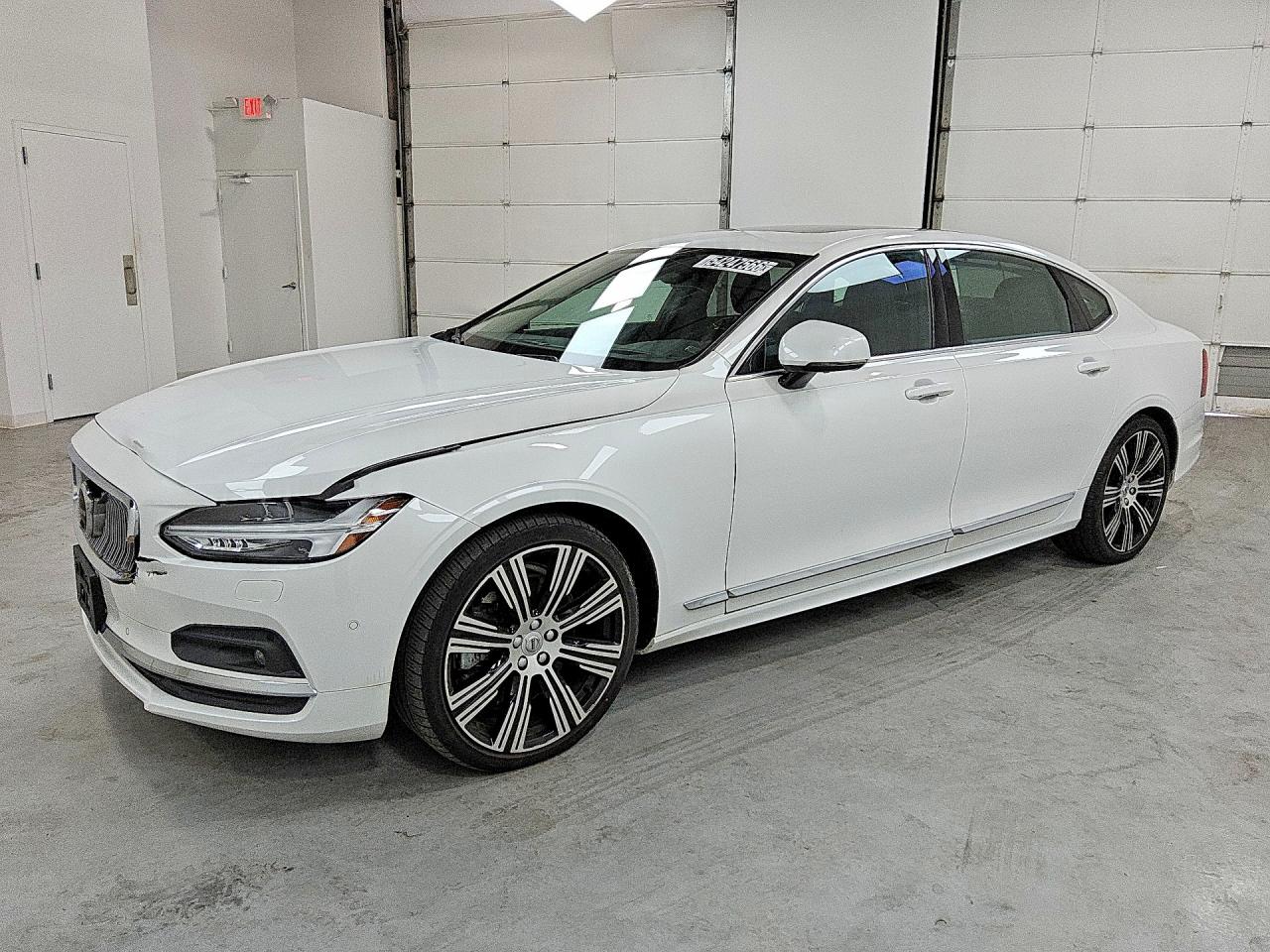 2023 Volvo S90