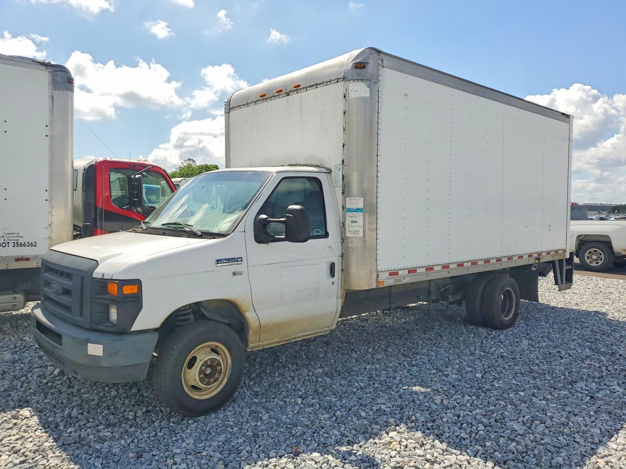 2016 Ford E-350
