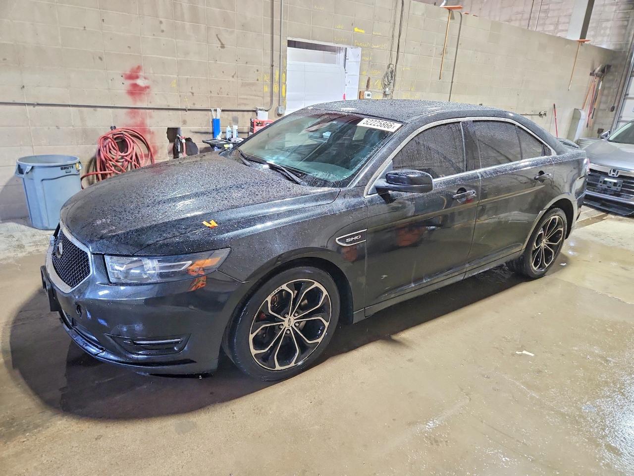2015 Ford Taurus