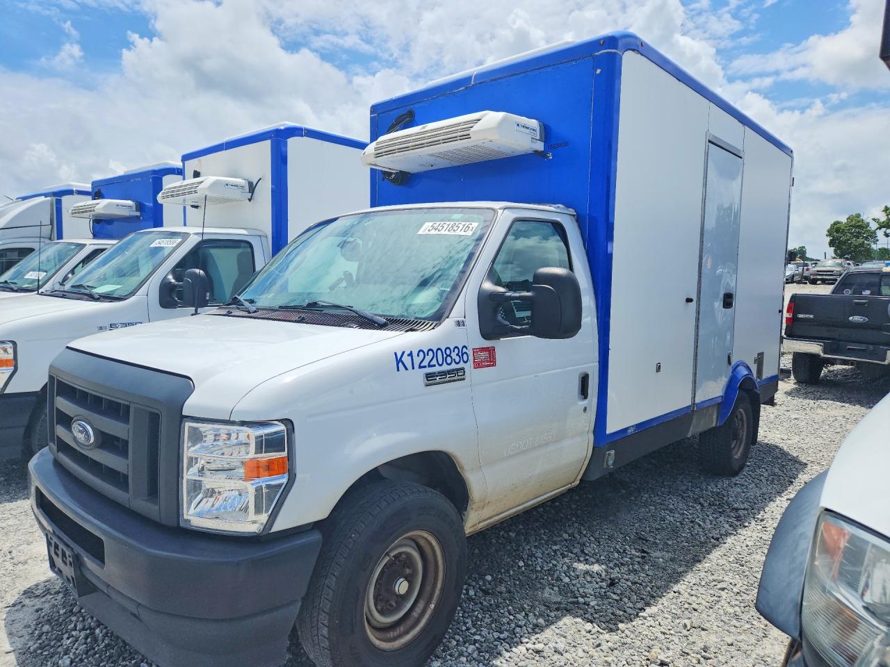 2023 Ford E-350