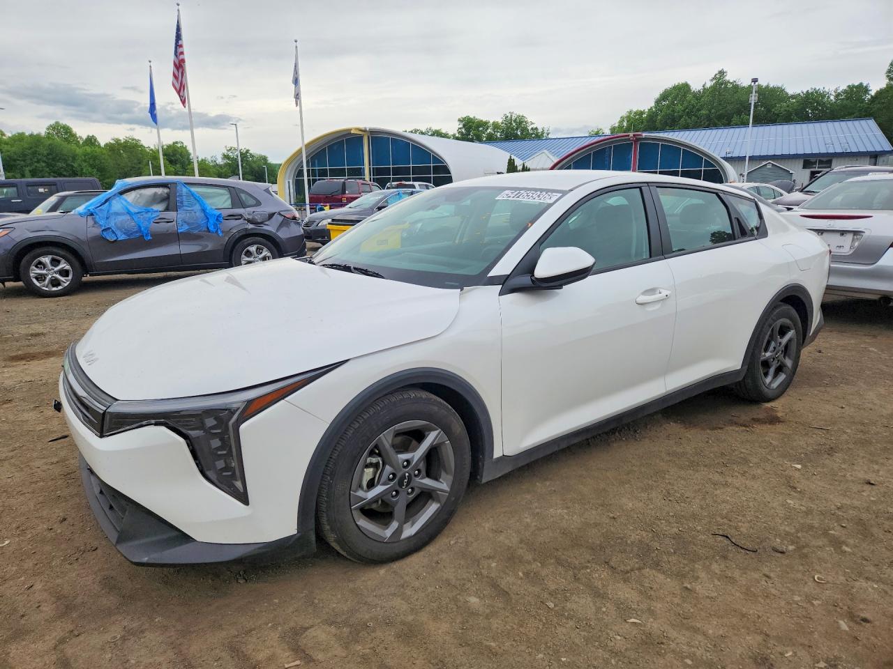 Kia K4