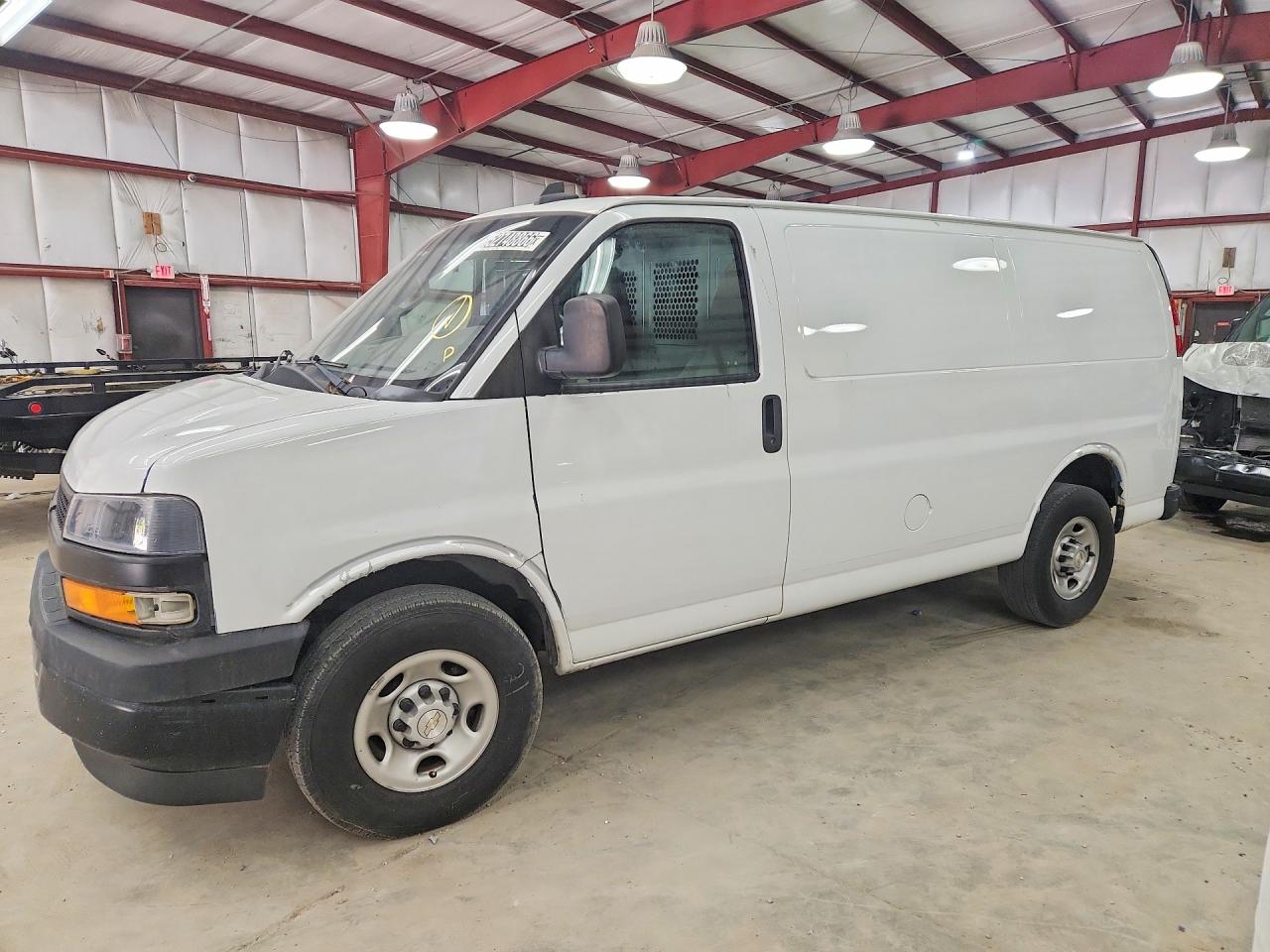 2022 Chevrolet Express 2500