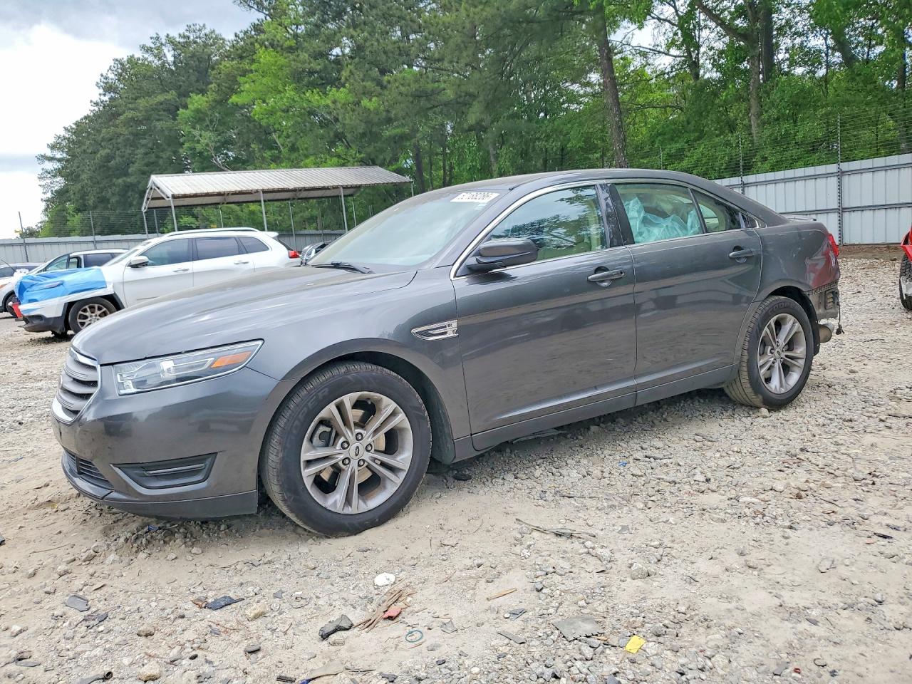 2015 Ford Taurus