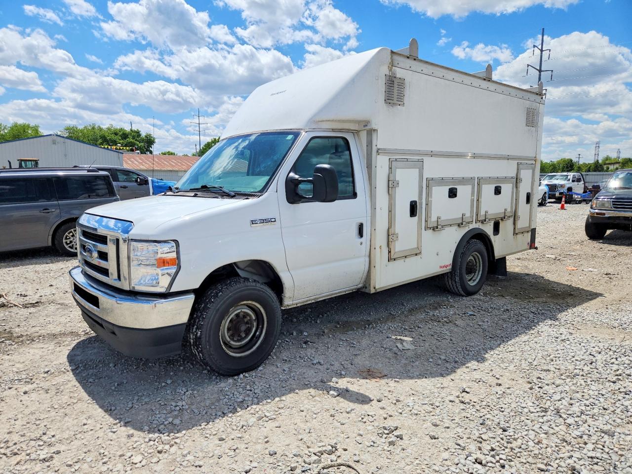 2021 Ford E-350