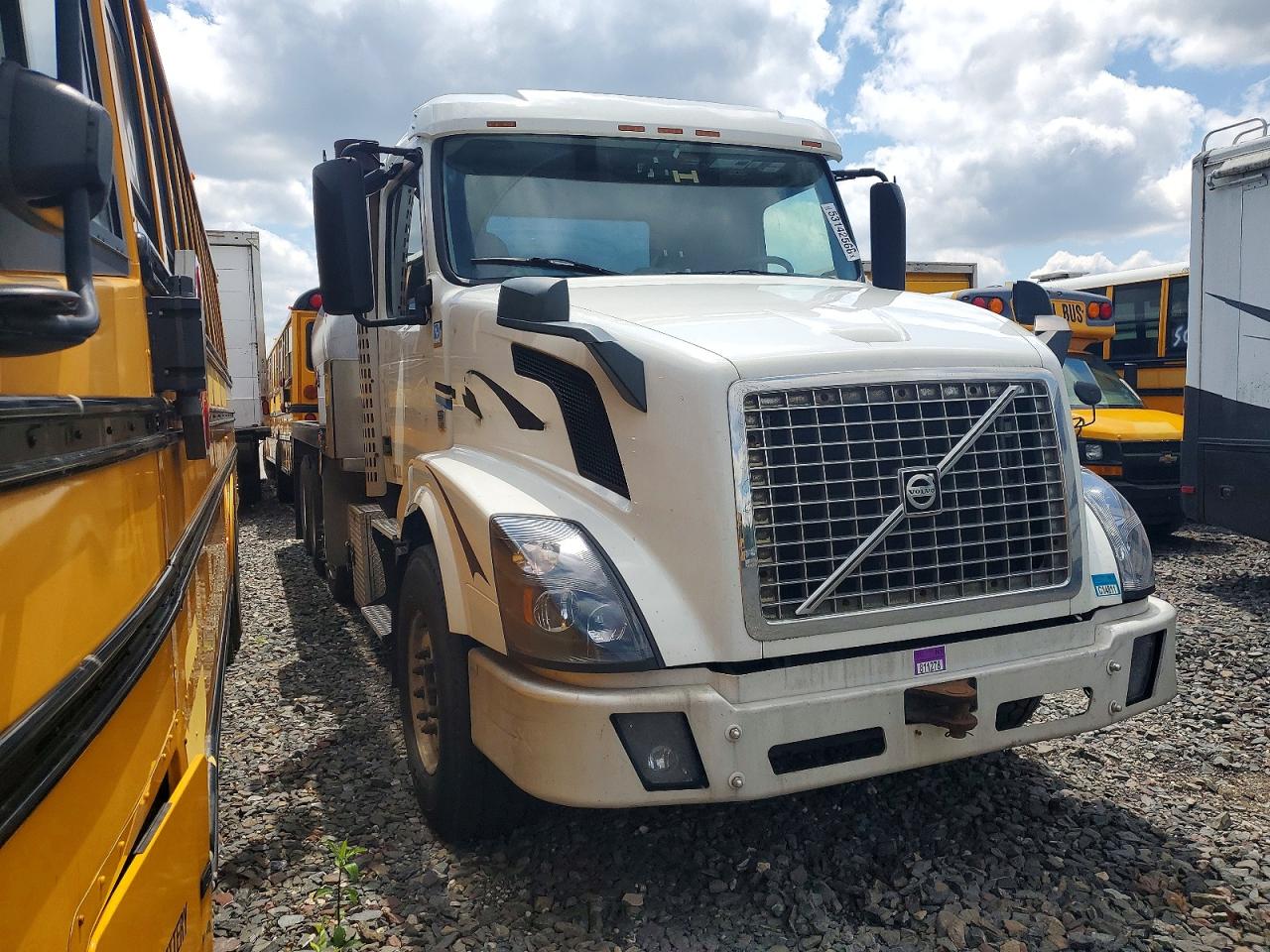 2018 Volv Vn