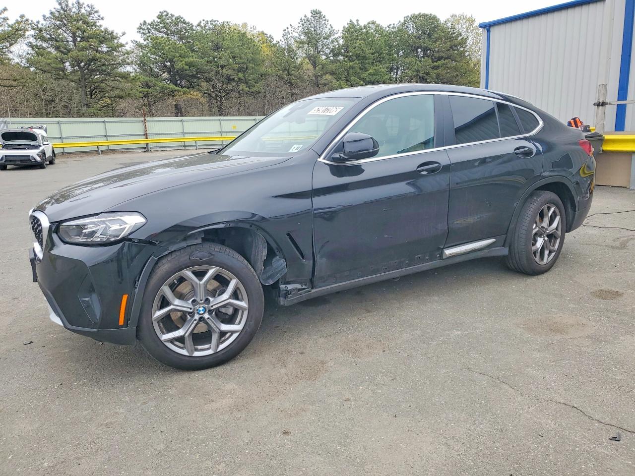 2025 BMW X4